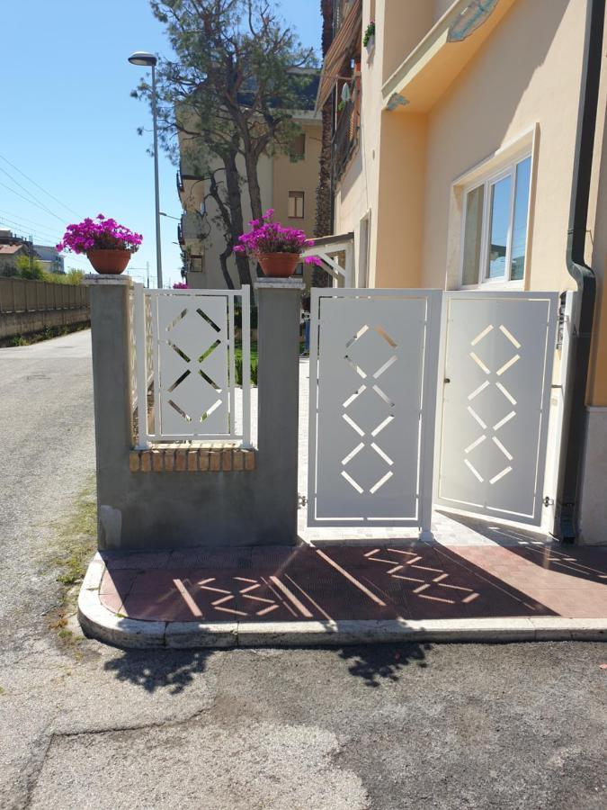 Casa Trilli Apartment Grottammare Exterior photo